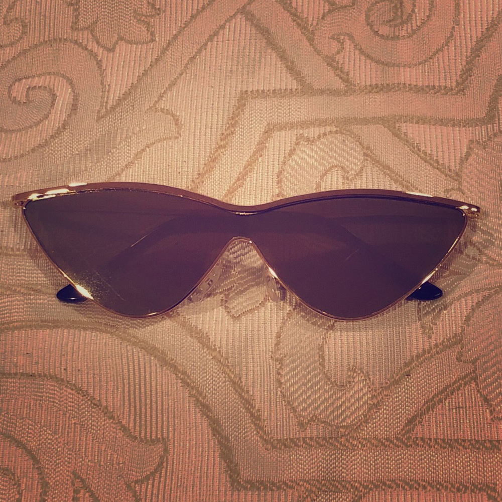 Small Rose Mirror Sunglasses - image 1
